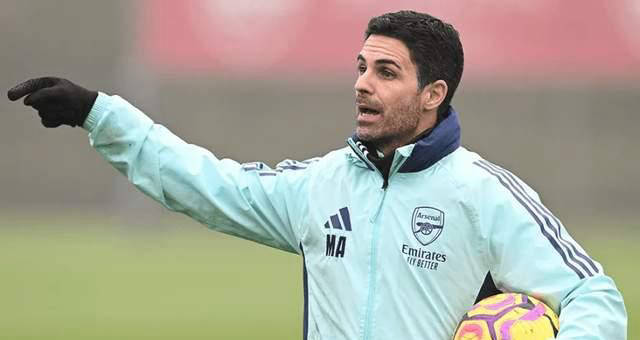 齐达内、贝克汉姆、大罗对线罗纳尔迪尼奥，梅西当时有多大？